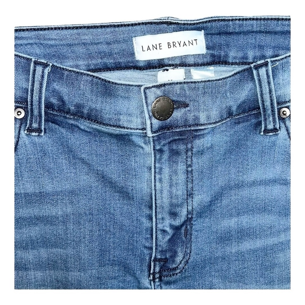 Lane Bryant Jeans Women’s Size 14 35x21 Blue Signature Fit Mid-Rise Pedal Crop - Picture 4 of 9